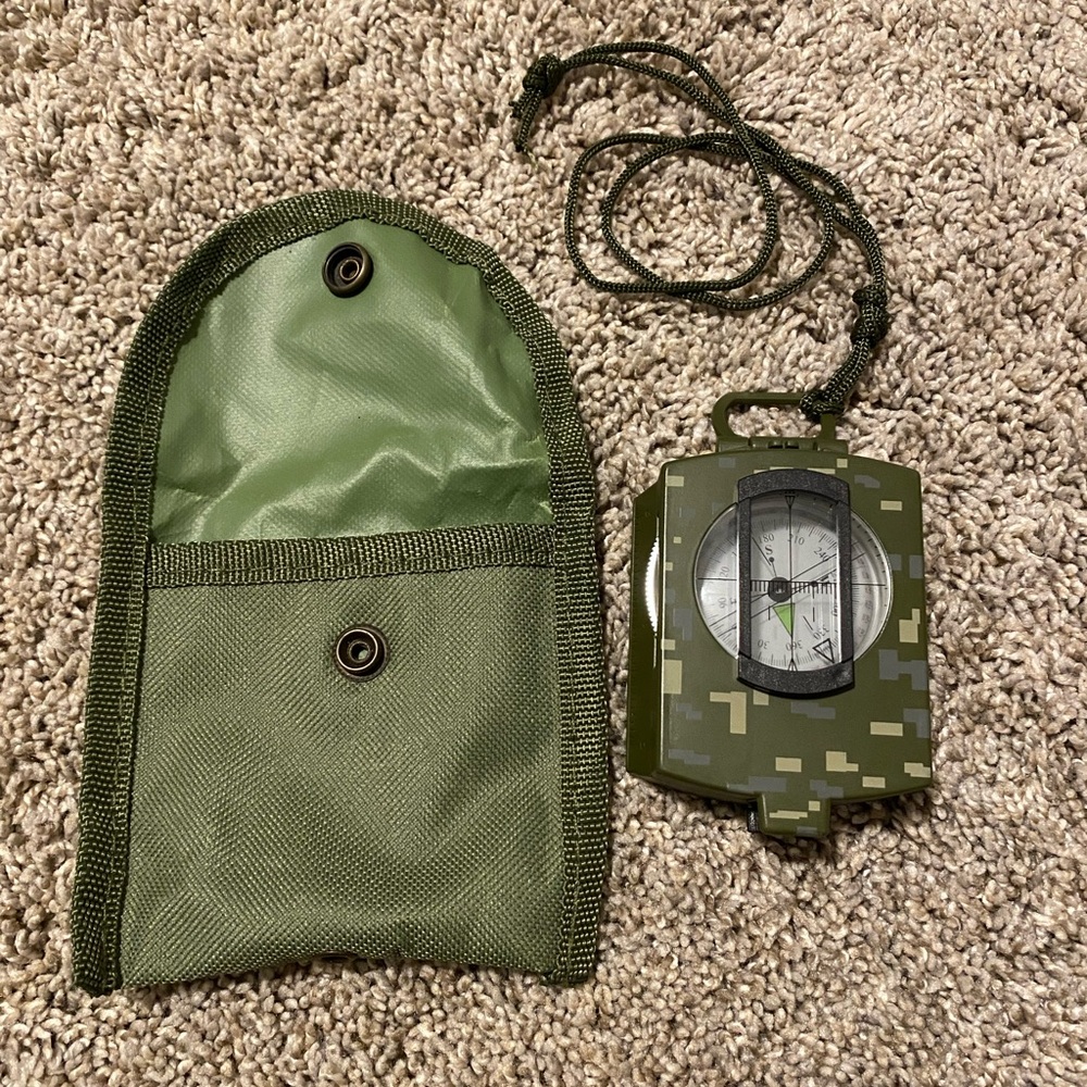 NEW Military Style Camouflage Sighting Compass with Case
